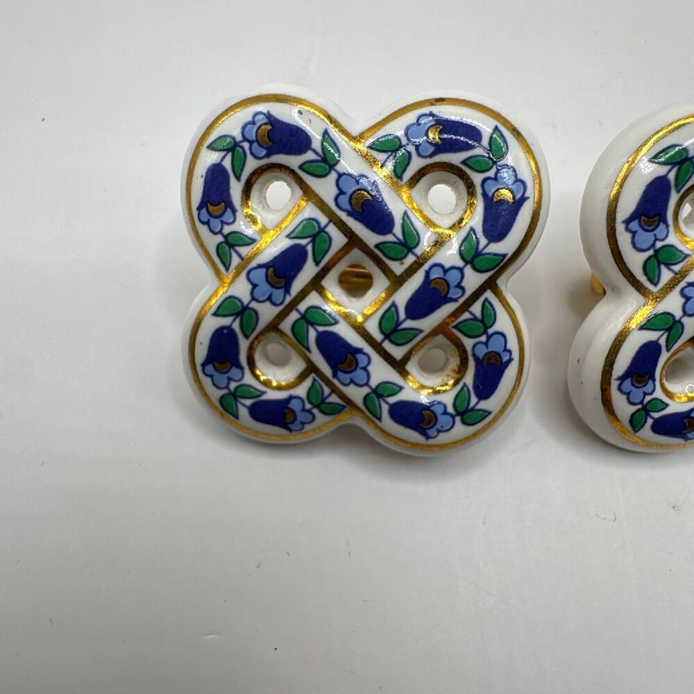 90s Cottagecore White Porcelain Lattice Floral Statement Clip On Earrings⁠